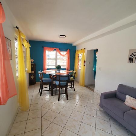 Cozy Cute Home 2Nd Floor Pay At The Property And We Have Many Method Of Payments Just Ask Us ฟาจาร์โด ภายนอก รูปภาพ