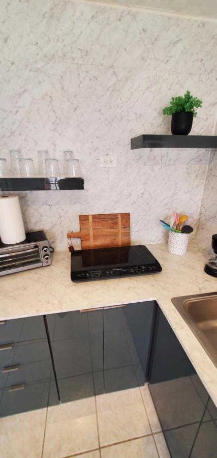 Cozy Cute Home 2Nd Floor Pay At The Property And We Have Many Method Of Payments Just Ask Us ฟาจาร์โด ภายนอก รูปภาพ