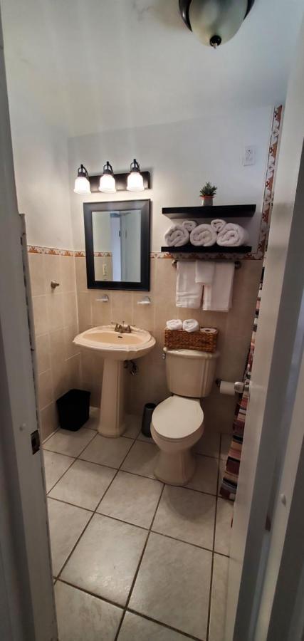 Cozy Cute Home 2Nd Floor Pay At The Property And We Have Many Method Of Payments Just Ask Us ฟาจาร์โด ภายนอก รูปภาพ